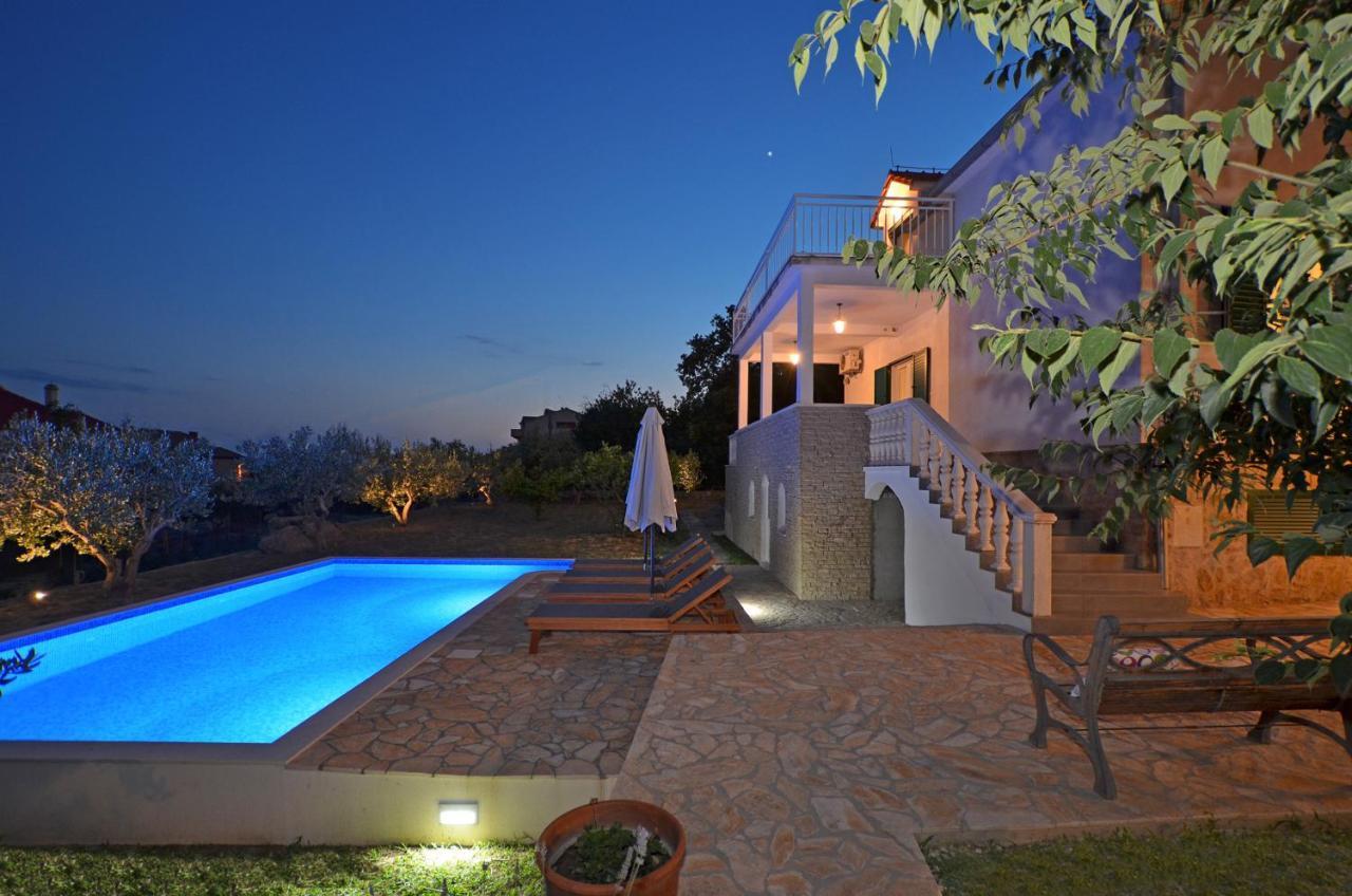 Holiday Home Nevera Kaštela Exteriér fotografie