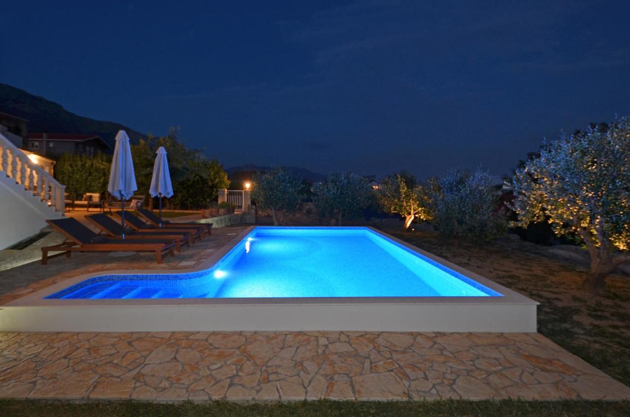Holiday Home Nevera Kaštela Exteriér fotografie