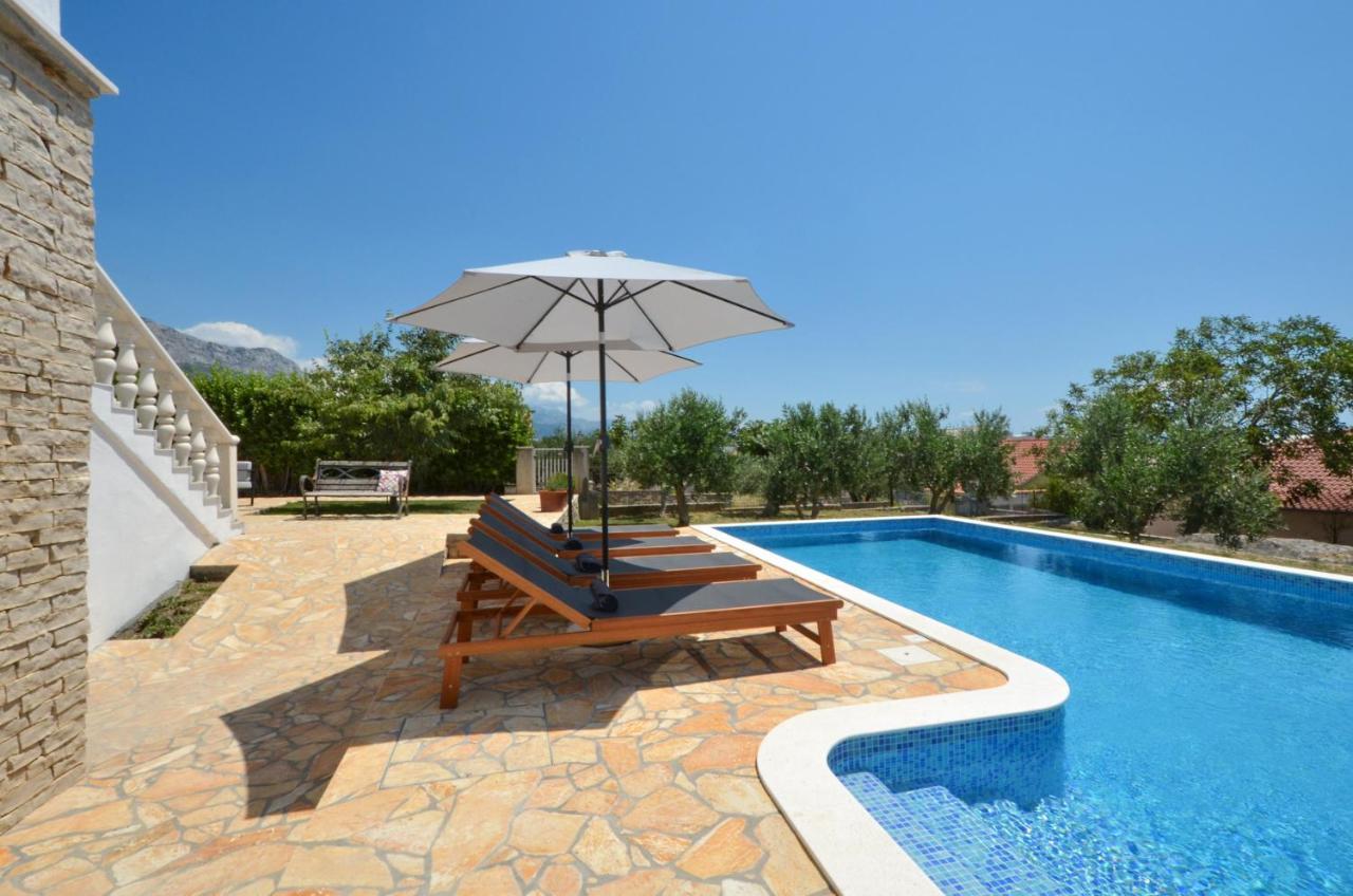 Holiday Home Nevera Kaštela Exteriér fotografie