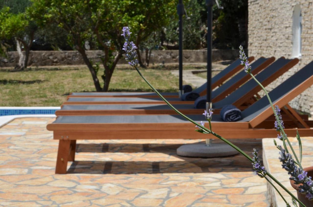 Holiday Home Nevera Kaštela Exteriér fotografie