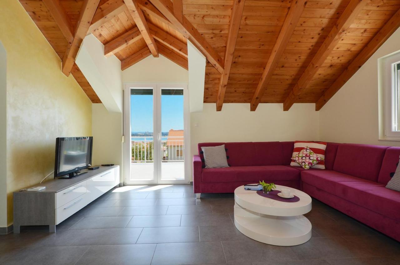 Holiday Home Nevera Kaštela Exteriér fotografie
